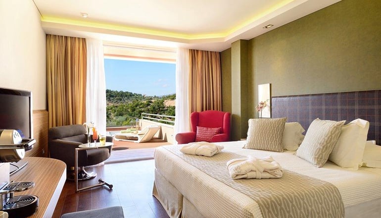 5* Royal Paradise Beach Resort & Spa