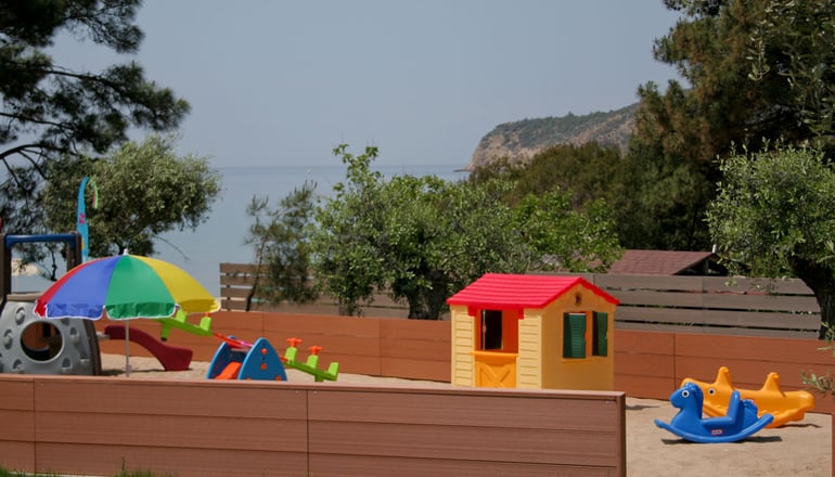 5* Royal Paradise Beach Resort & Spa