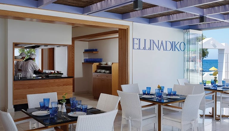 5* Serita Beach Hotel