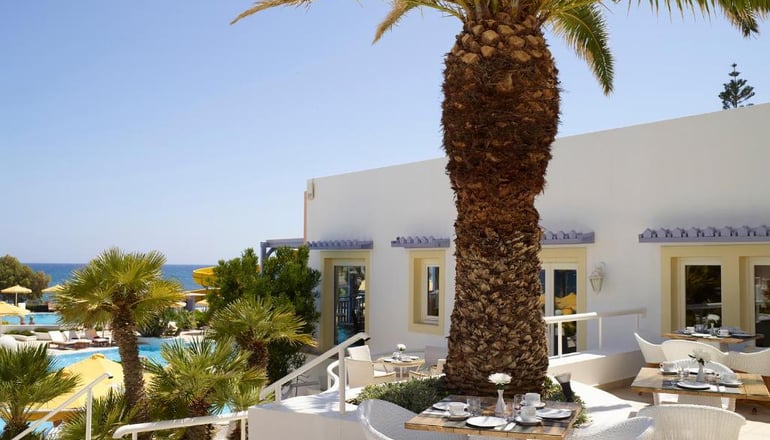 5* Serita Beach Hotel