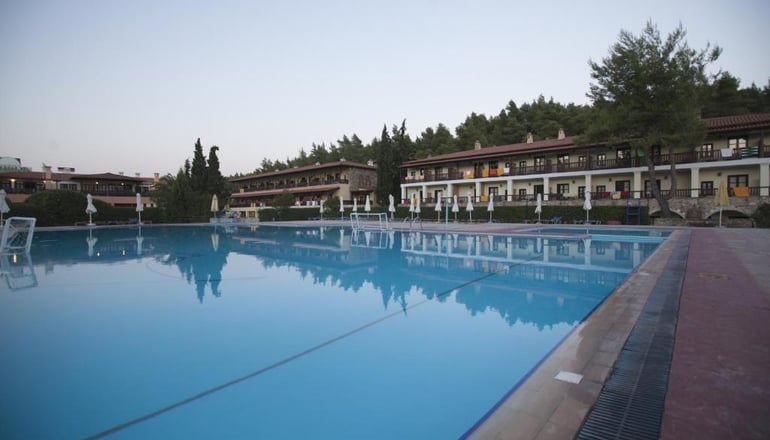 5* Simantro Resort