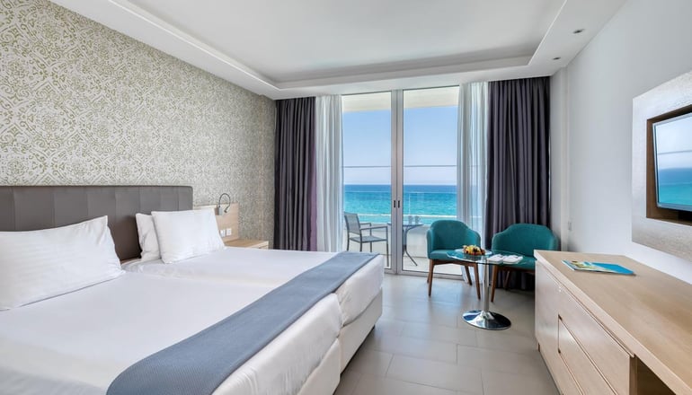 5* The Royal Apollonia Limassol