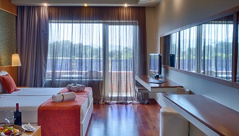 5* Thessalikon Grand Hotel