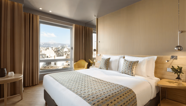 5* Wyndham Grand  - Αθήνα