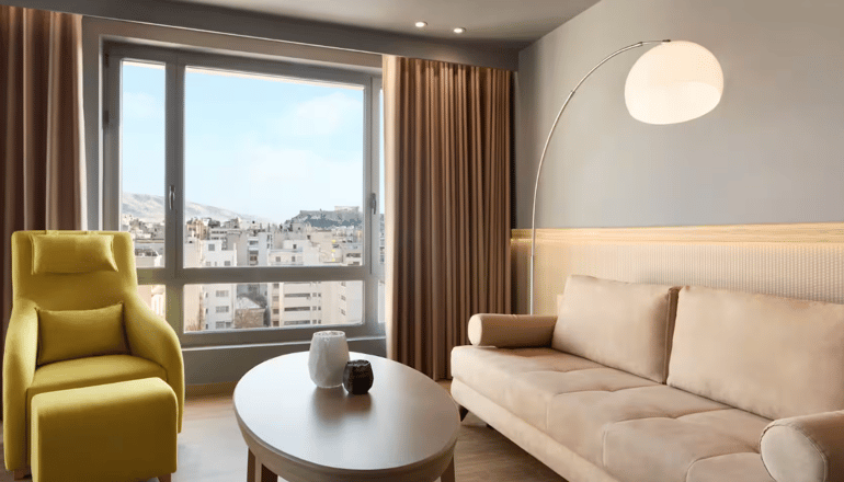 5* Wyndham Grand  - Αθήνα