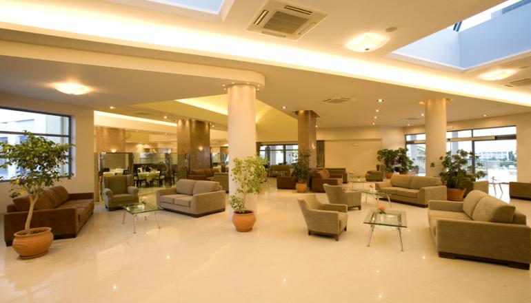5* Lakitira Suites