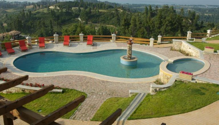 AKRITAS EY ZHN Villas & Suites