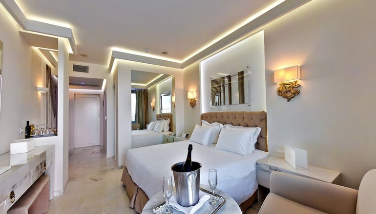 Royal Marmin Bay Boutique & Art Hotel (Adults Only