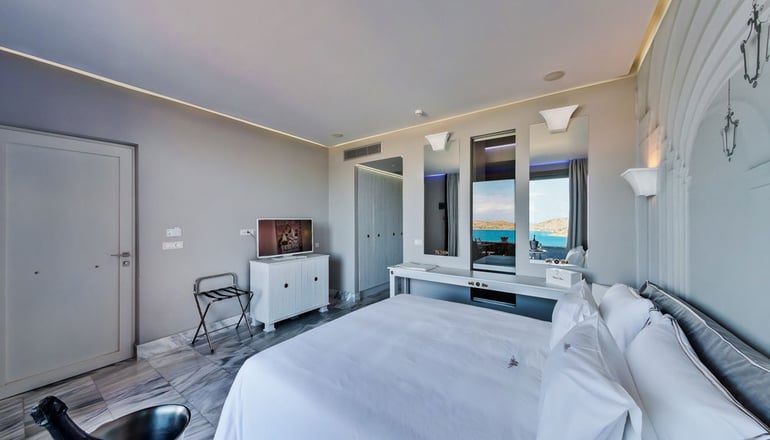 Royal Marmin Bay Boutique & Art Hotel (Adults Only