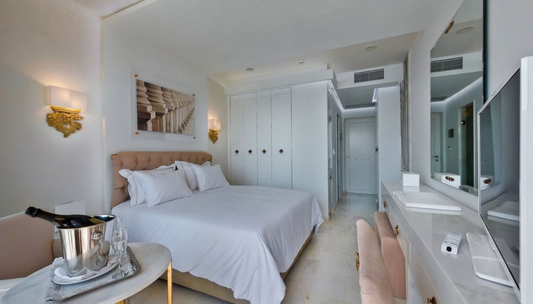 Royal Marmin Bay Boutique & Art Hotel (Adults Only