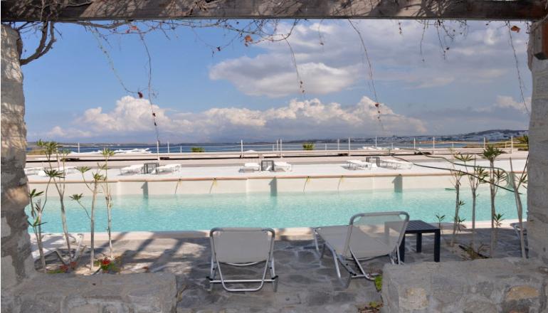 4* Porto Paros
