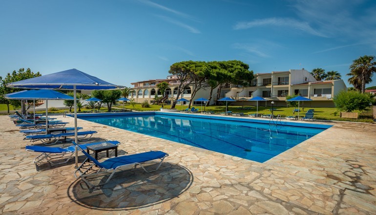 4* Pavlina Beach Hotel