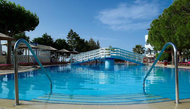 4* Sunrise Hotel