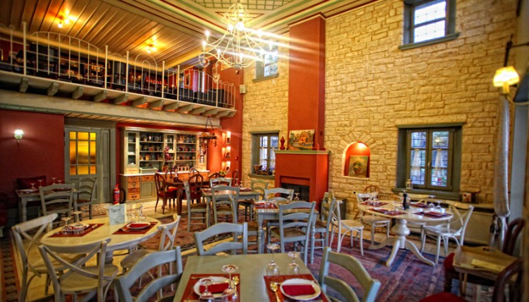 Πυρρείον Boutique Hotel