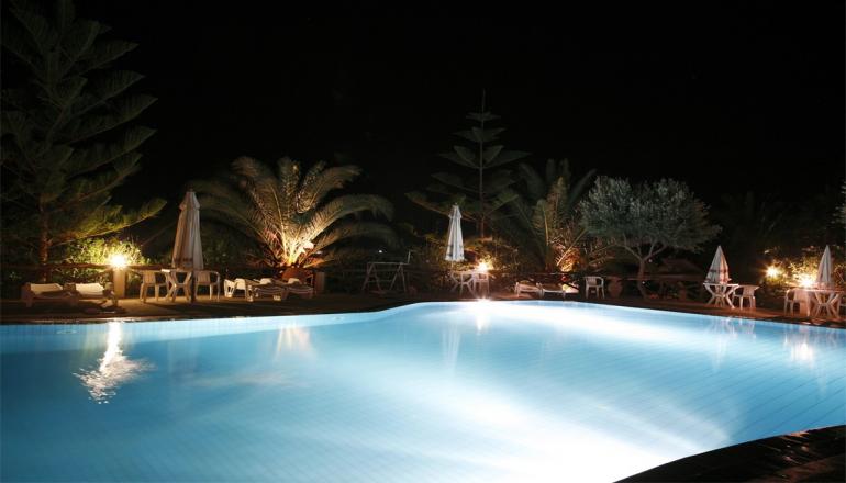 Akra Morea Apartments