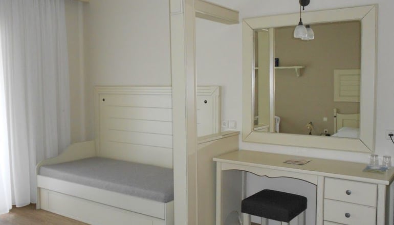 5* Acrotel Athena Pallas