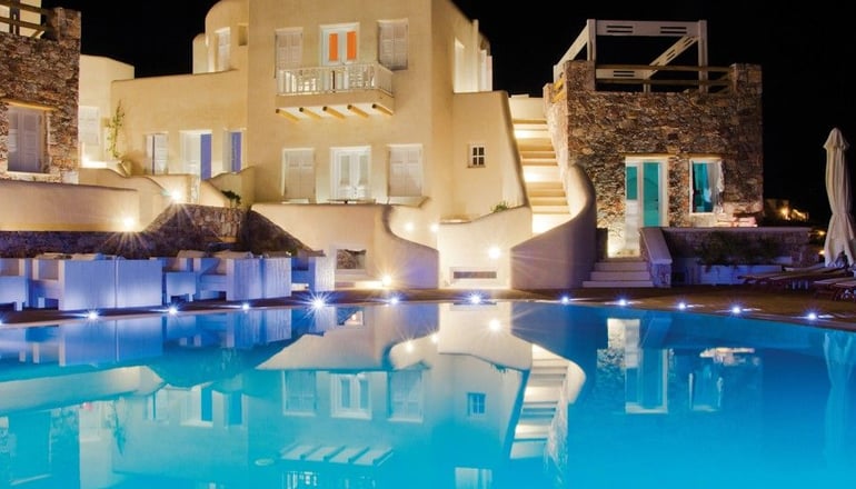 4* Aspalathras White Hotel Folegandros
