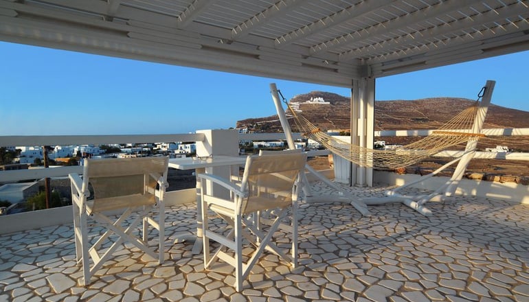 4* Aspalathras White Hotel Folegandros