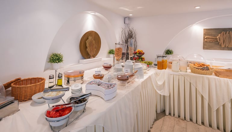 4* Aspalathras White Hotel Folegandros