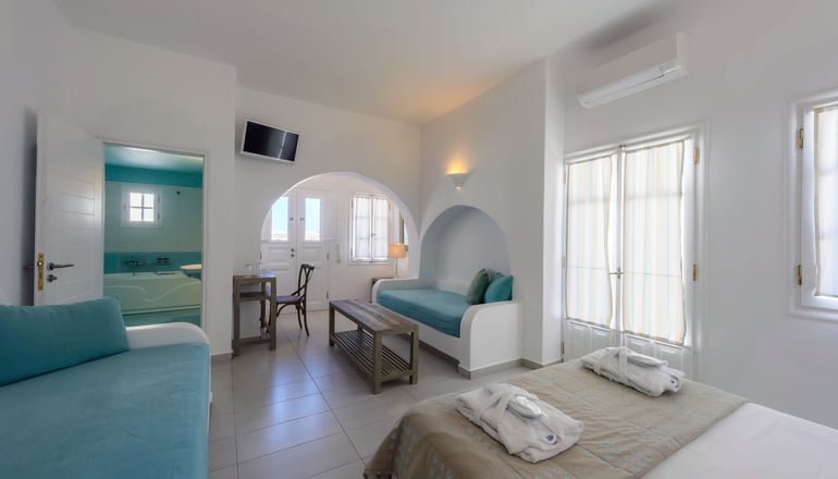 4* Aspalathras White Hotel Folegandros