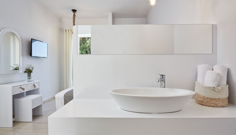 4* Mr & Mrs White Corfu - Αχαράβη, Κέρκυρα
