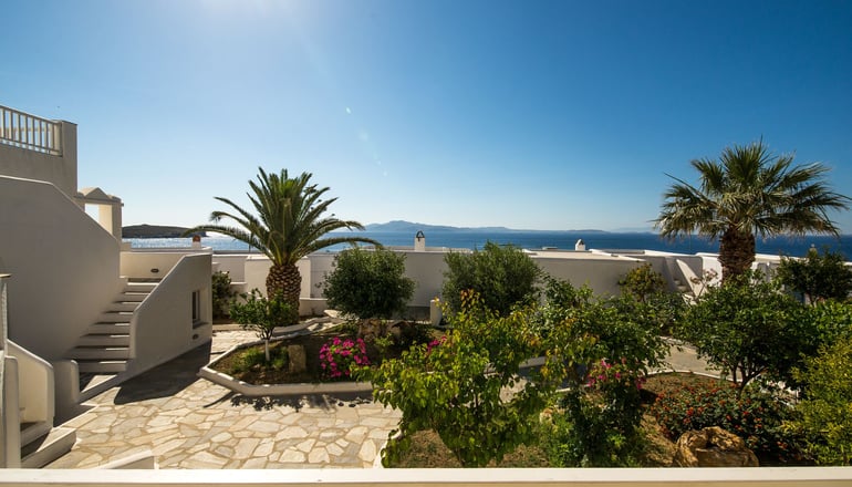 Cavos Bungalows & Studios