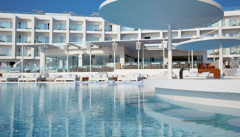 5* Nikki Beach Resort & Spa - Πόρτο Χέλι