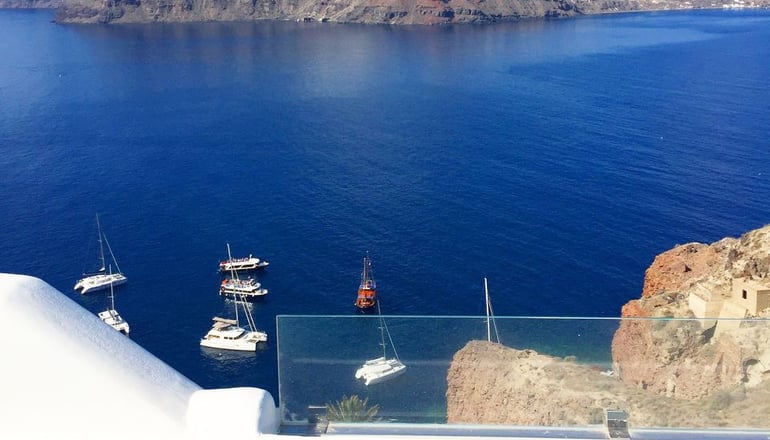 Charisma Suites Santorini