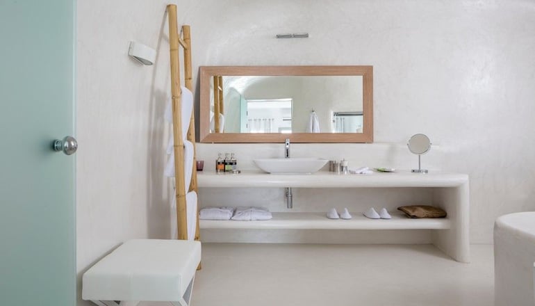 Charisma Suites Santorini