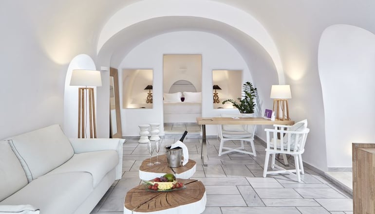 Charisma Suites Santorini