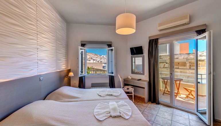 Ethrion Hotel Syros