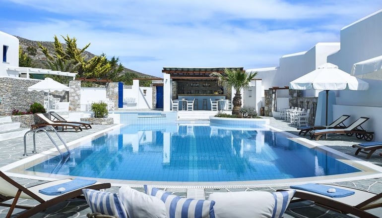 Folegandros Apartments
