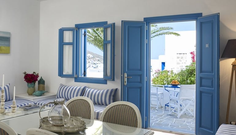 Folegandros Apartments