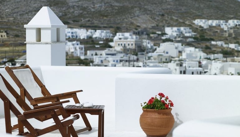 Folegandros Apartments