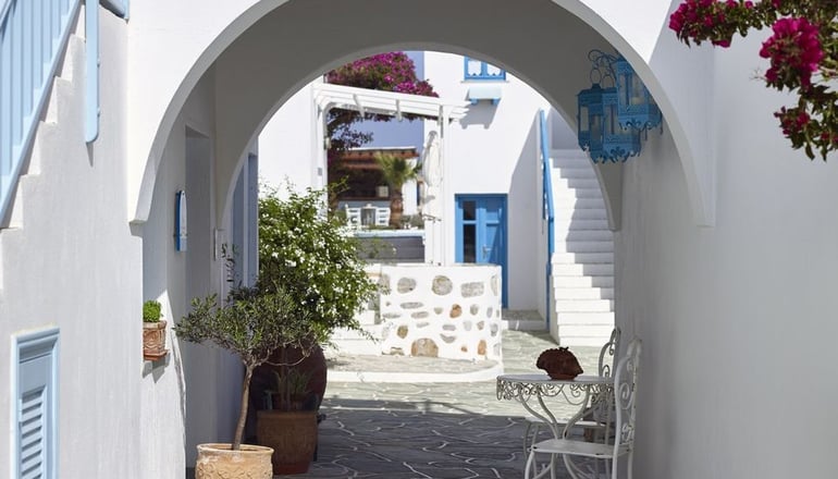 Folegandros Apartments