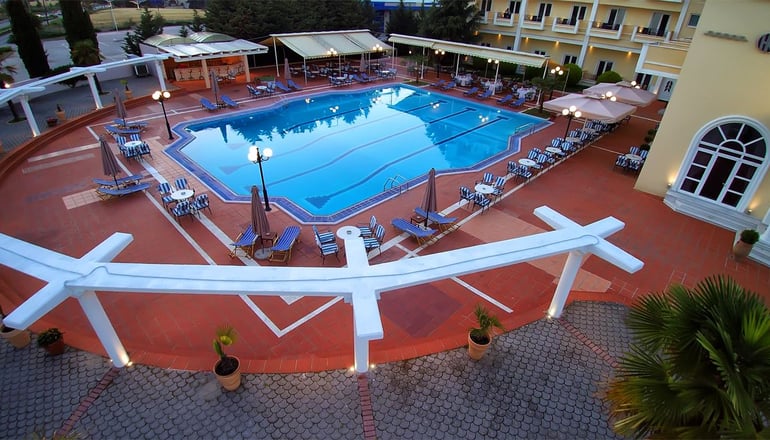 4* Kouros Hotel