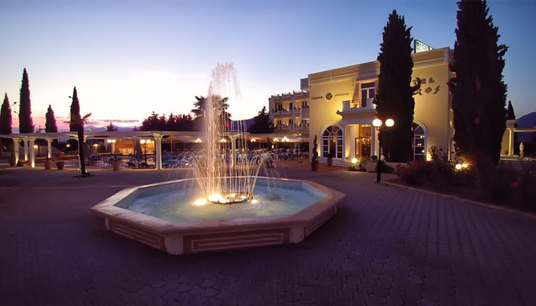 4* Kouros Hotel