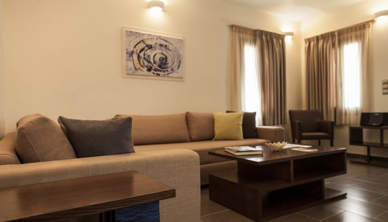 Krinos Suites Hotel - Μπατσί, Άνδρος