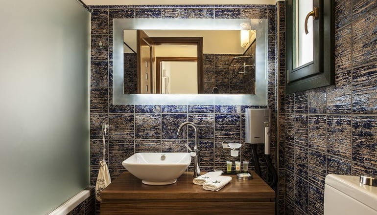 Krinos Suites Hotel - Μπατσί, Άνδρος