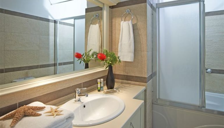 4* Levantes Hotel -  Μυλοπότας, Ίος