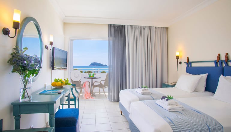 5* Domes Aulus Zante, Autograph Collection