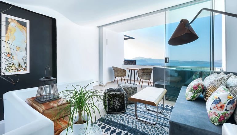 4* Santorini Secret Premium