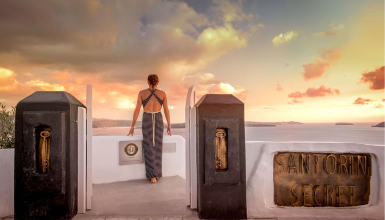 5* Santorini Secret Suites & Spa