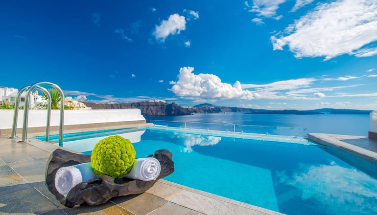 5* Santorini Secret Suites & Spa