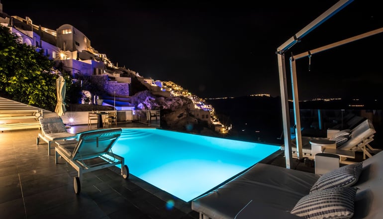 5* Santorini Secret Suites & Spa