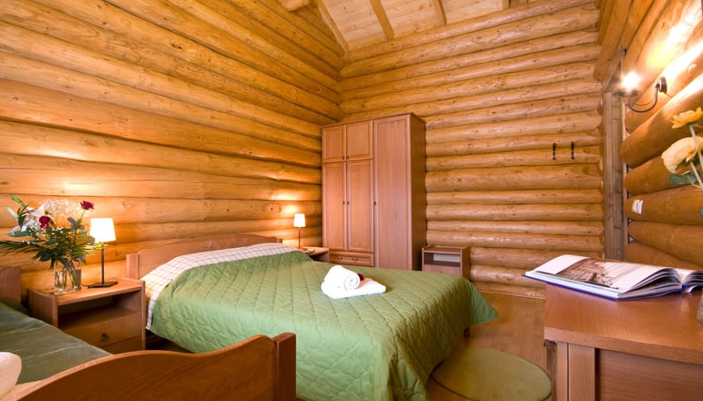 Sfendamos Wood Village