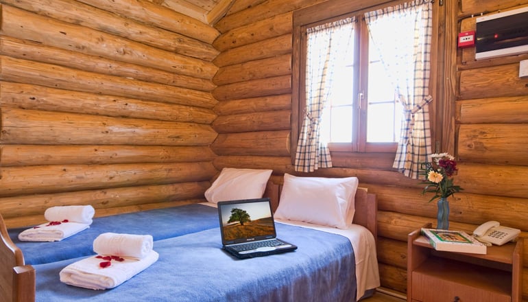 Sfendamos Wood Village