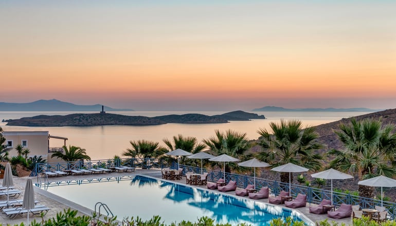 Sunrise Beach Suites - Αζόλιμνος, Σύρος