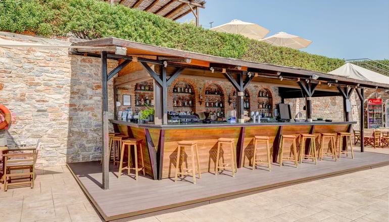 Sunrise Beach Suites - Αζόλιμνος, Σύρος