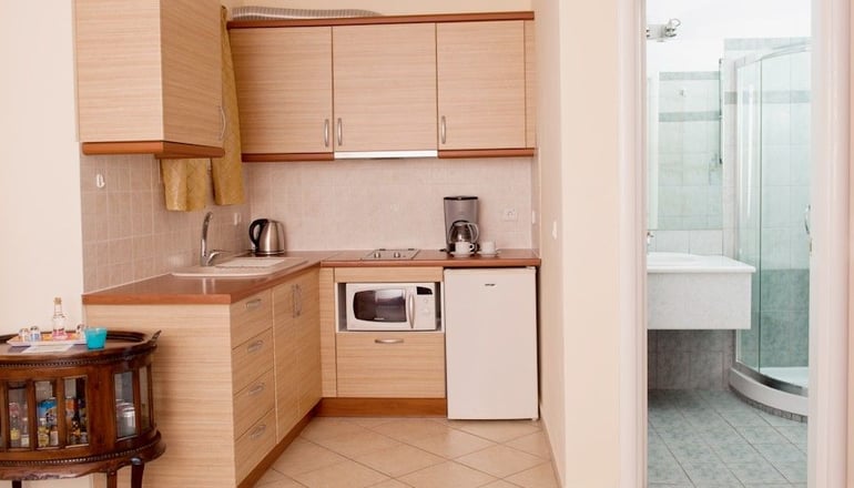 Sunrise Beach Suites - Αζόλιμνος, Σύρος